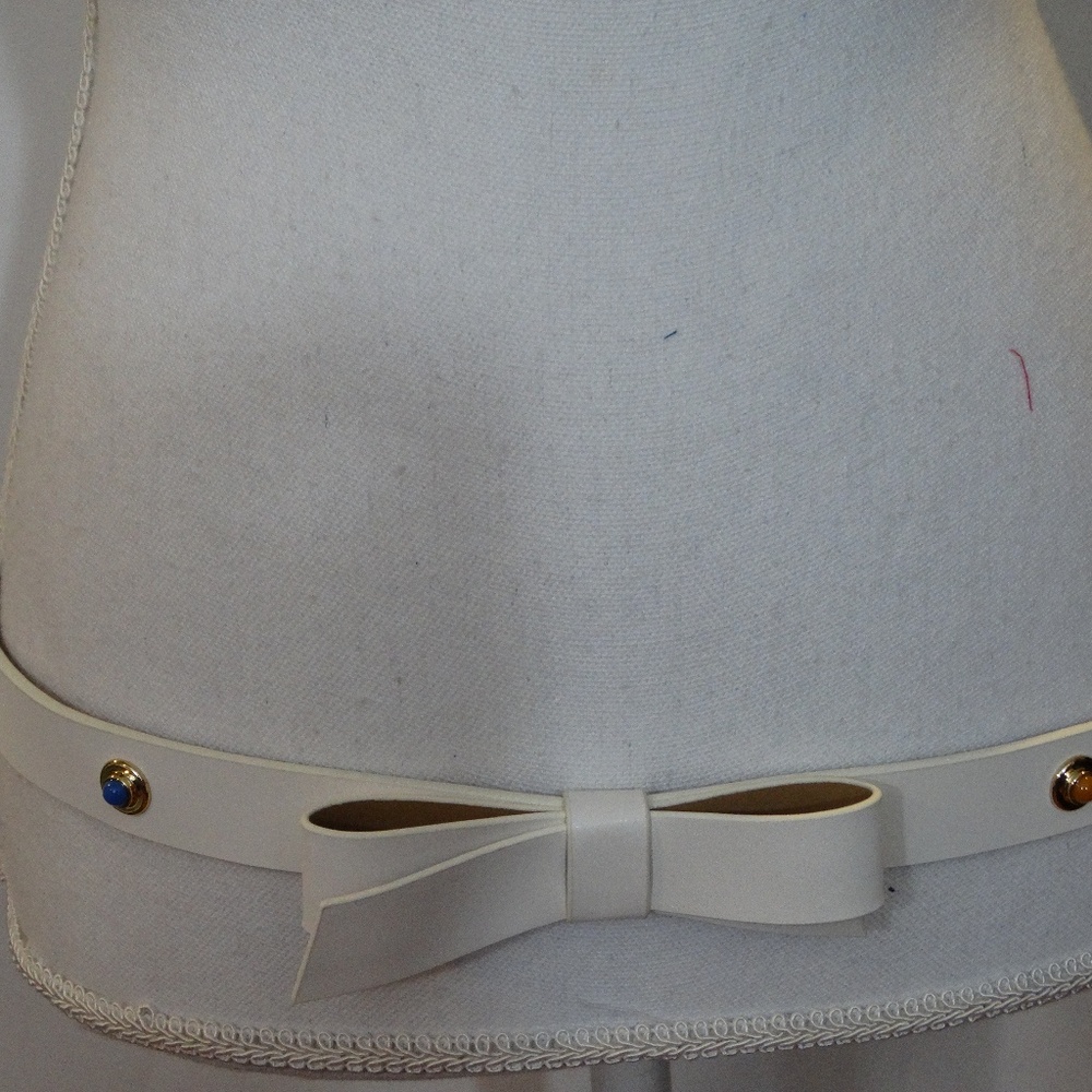KATE SPADE In The Loop Ivory Leather Skinny Belt S - Picture 1 of 8